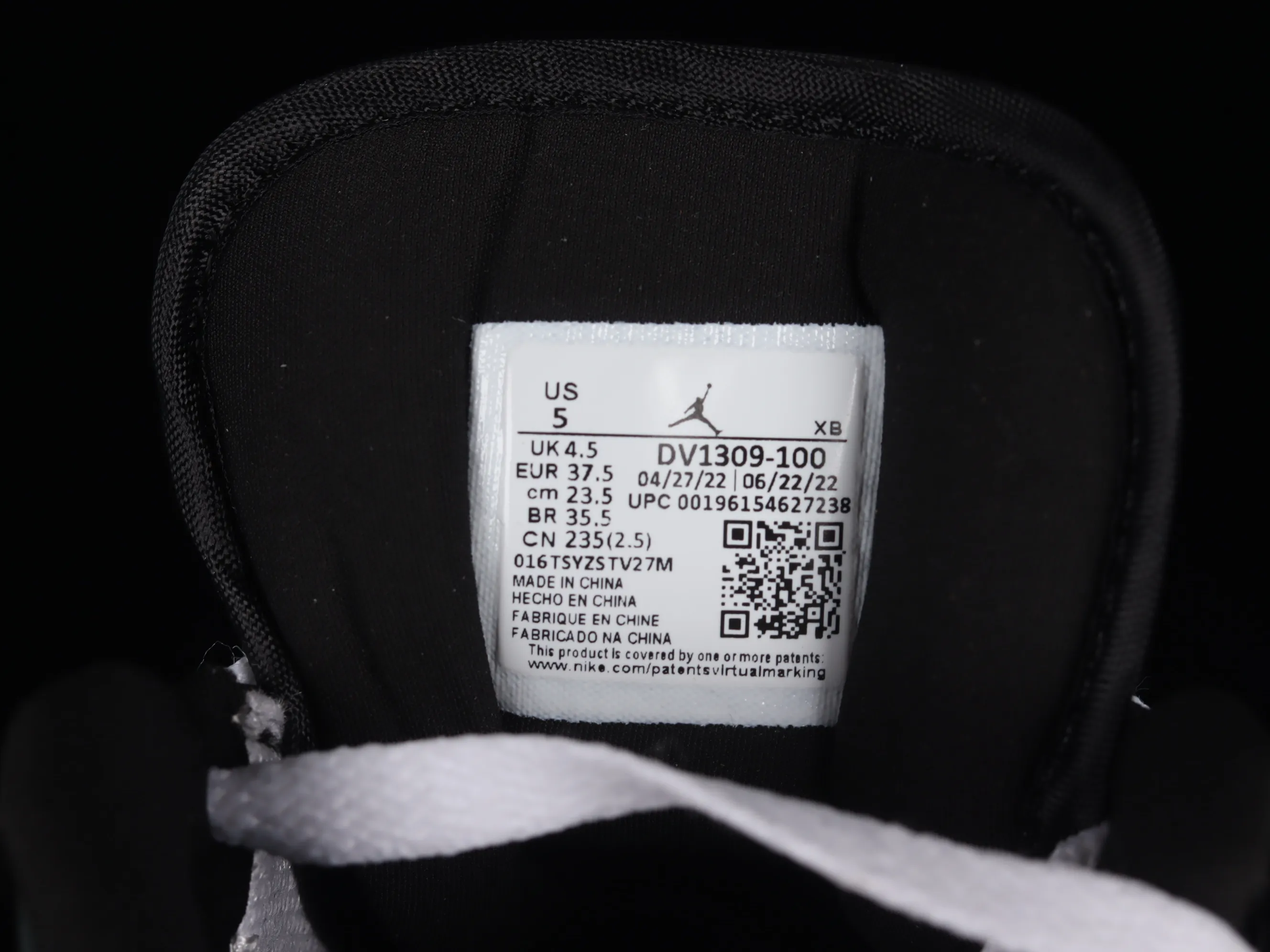 All categories Air Jordan Jordan series basketball shoes Air Jordan 1 Low Air Jordan 1 Low "Concord" AJ1 Joe 1 Concord black and white patent leather low-top basketball shoes DV1309-100